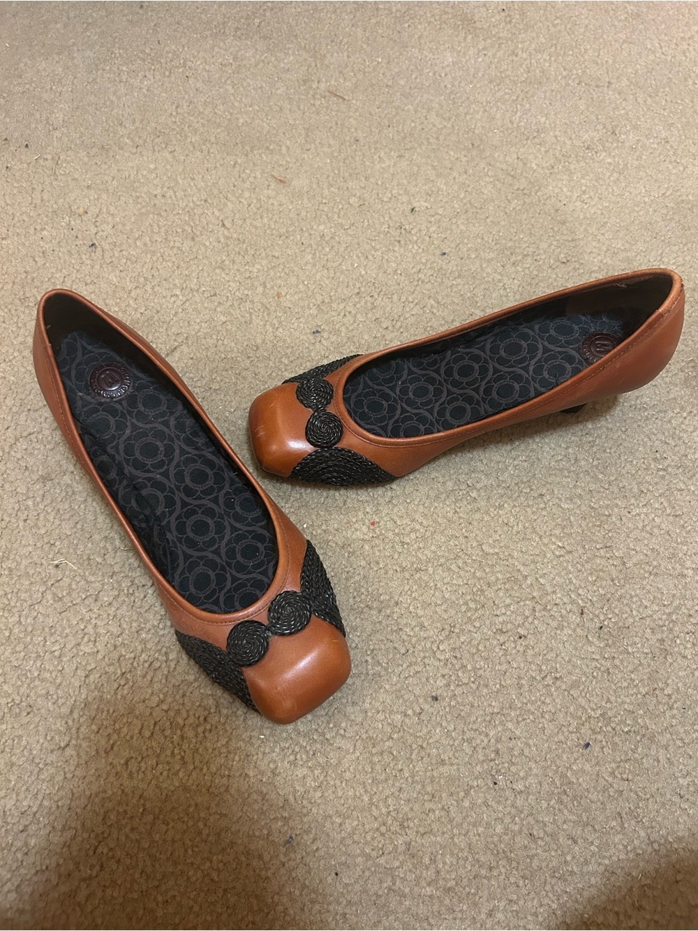Morenatom leather Low-Heel Pumps size 10B